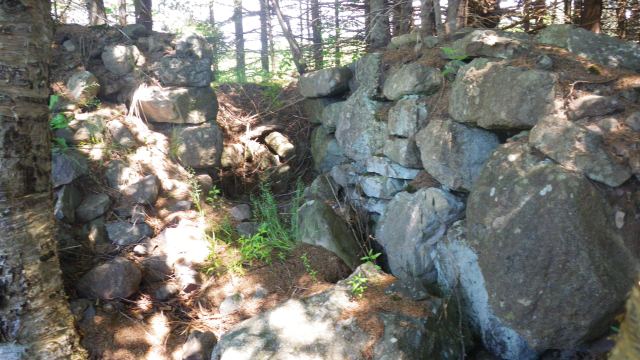 Bonesetter's ruin, Alex MacDonald Road (Peter Murray).jpg